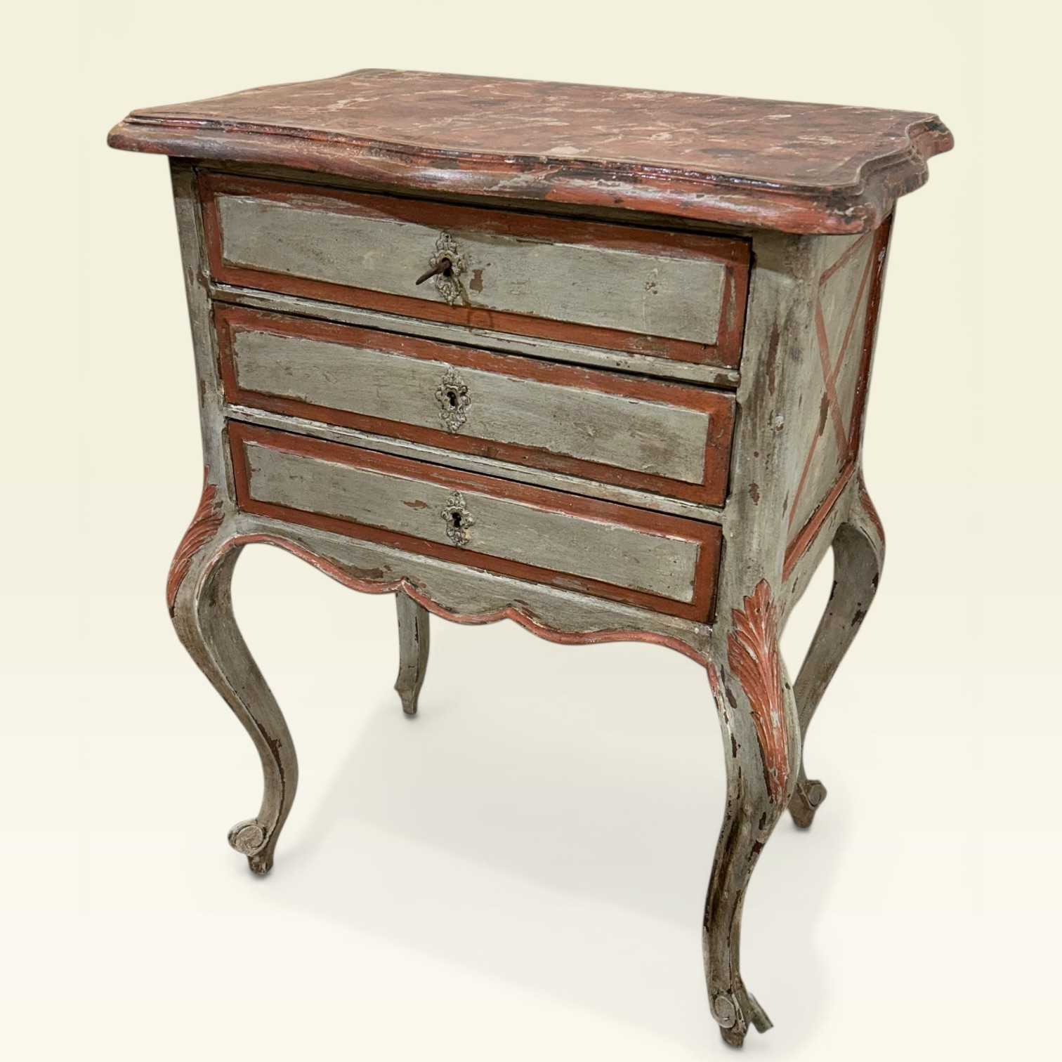 Cómoda Antigua Italiana