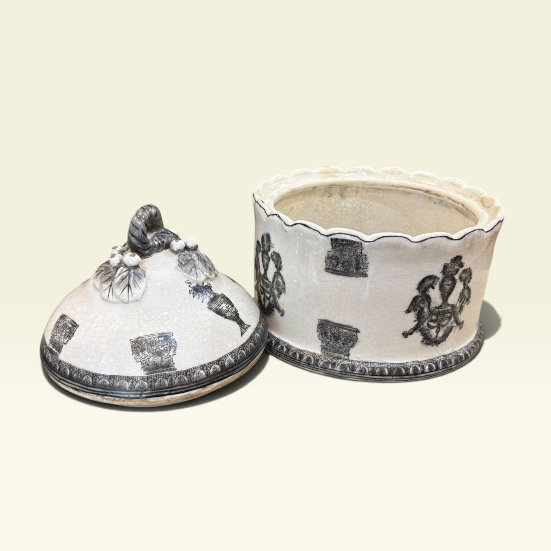 Bomborena Chinoiserie